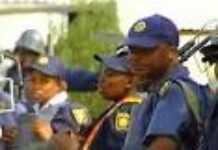 South African armed forces finally muscle in on xenophobic violence South African armed forces finally muscle in on xenophobic violence