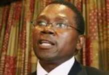Simba Makoni asks Tsvangirai and Mugabe to cancel run-off Simba Makoni asks Tsvangirai and Mugabe to cancel run-off