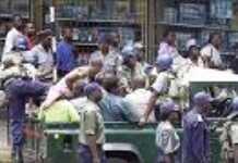 Victims of violent xenophobia arrested upon arrival in Zimbabwe Victims of violent xenophobia arrested upon arrival in Zimbabwe