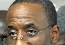 Nigeria: Central Bank governor faces harsh criticism after bank crackdown Nigeria: Central Bank governor faces harsh criticism after bank crackdown