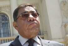 Attorney General Abdel Meguid Mahmoud challenges Egyptian President Mohamed Morsi